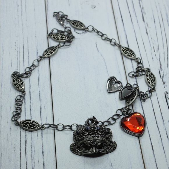 Funky, maximalist necklace in gunmetal grey chain three pendants. - Picture 4 of 4